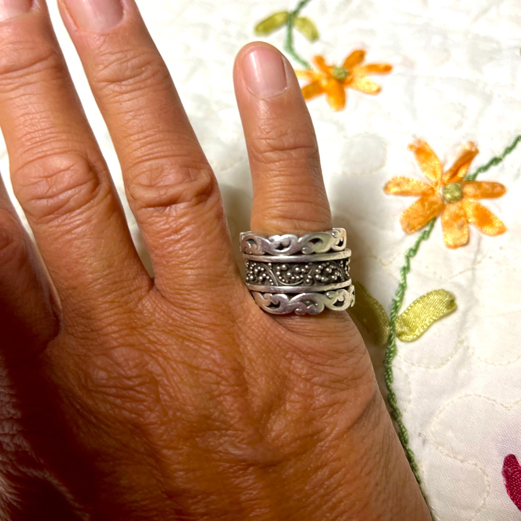 Lous Hill 3 Stack Ring 200$